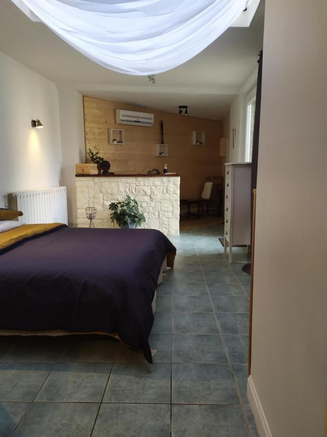 Chambre D'Hote La Caure Bussiere-Dunoise Exteriér fotografie